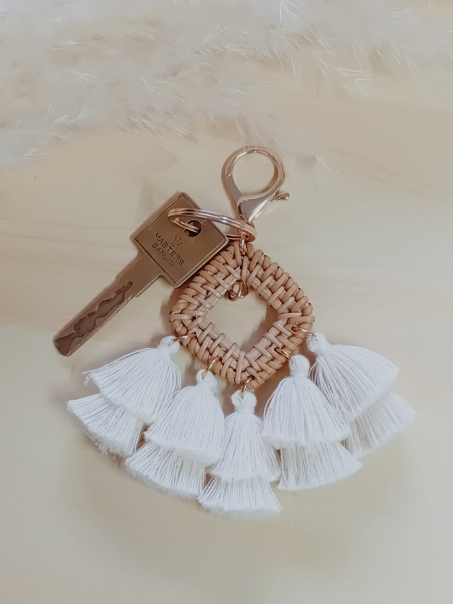 Creative Boho Silicone Beads Macrame Tassel Keychain Custom Natural Rattan Metal Holder Bag Pendant Charm Keychain