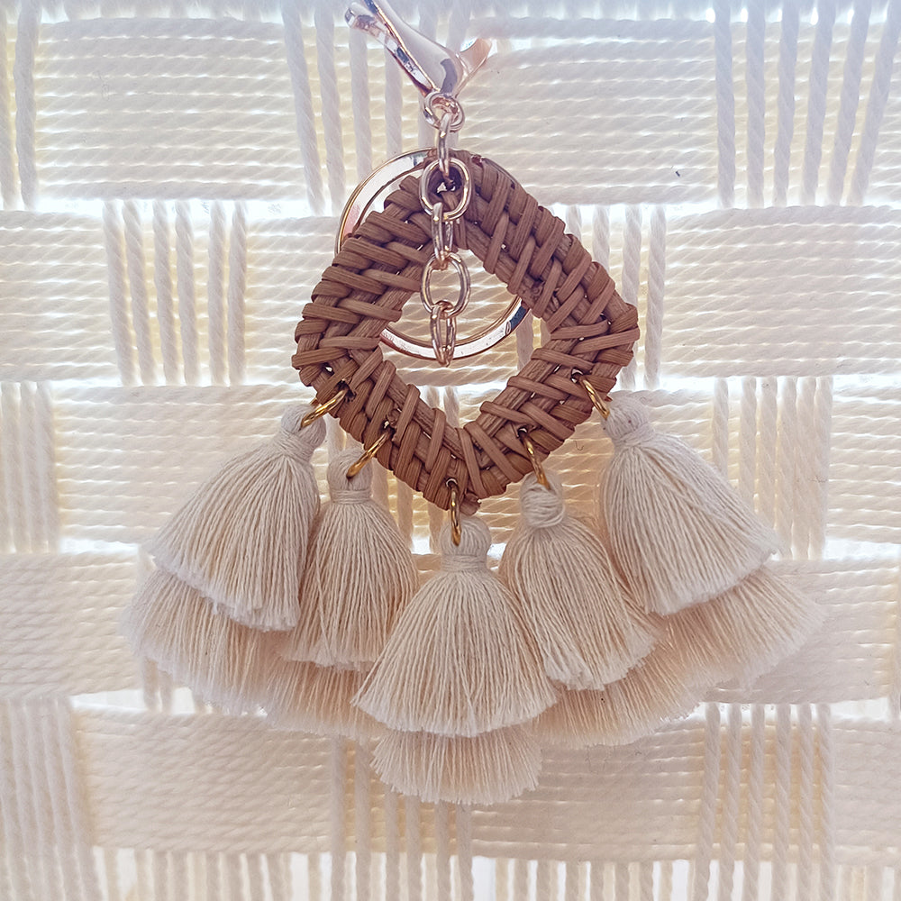 Creative Boho Silicone Beads Macrame Tassel Keychain Custom Natural Rattan Metal Holder Bag Pendant Charm Keychain